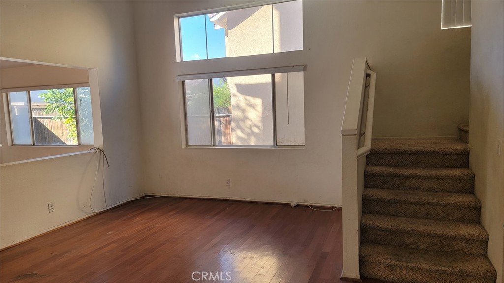 868 Pathfinder Way Corona, CA 92878 - Photo 2 of 12