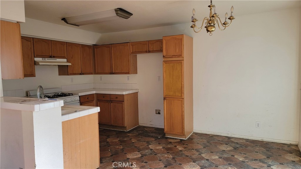 868 Pathfinder Way Corona, CA 92878 - Photo 5 of 12