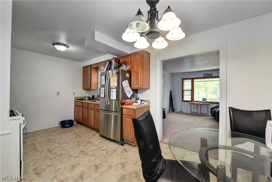 943 Glenside Avenue South Euclid, OH 44121 - Photo 5 of 22 Gallery Image 5