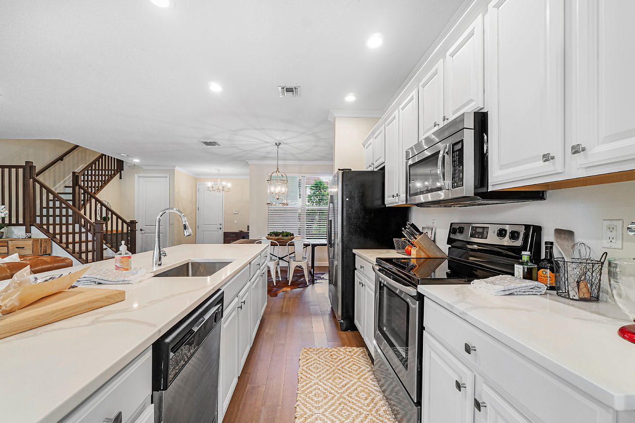 4807 Northwest 16th Terrace Boca Raton, FL 33431 - Photo 10 of 21 018-4807NW16thTer-BocaRaton-FL-small