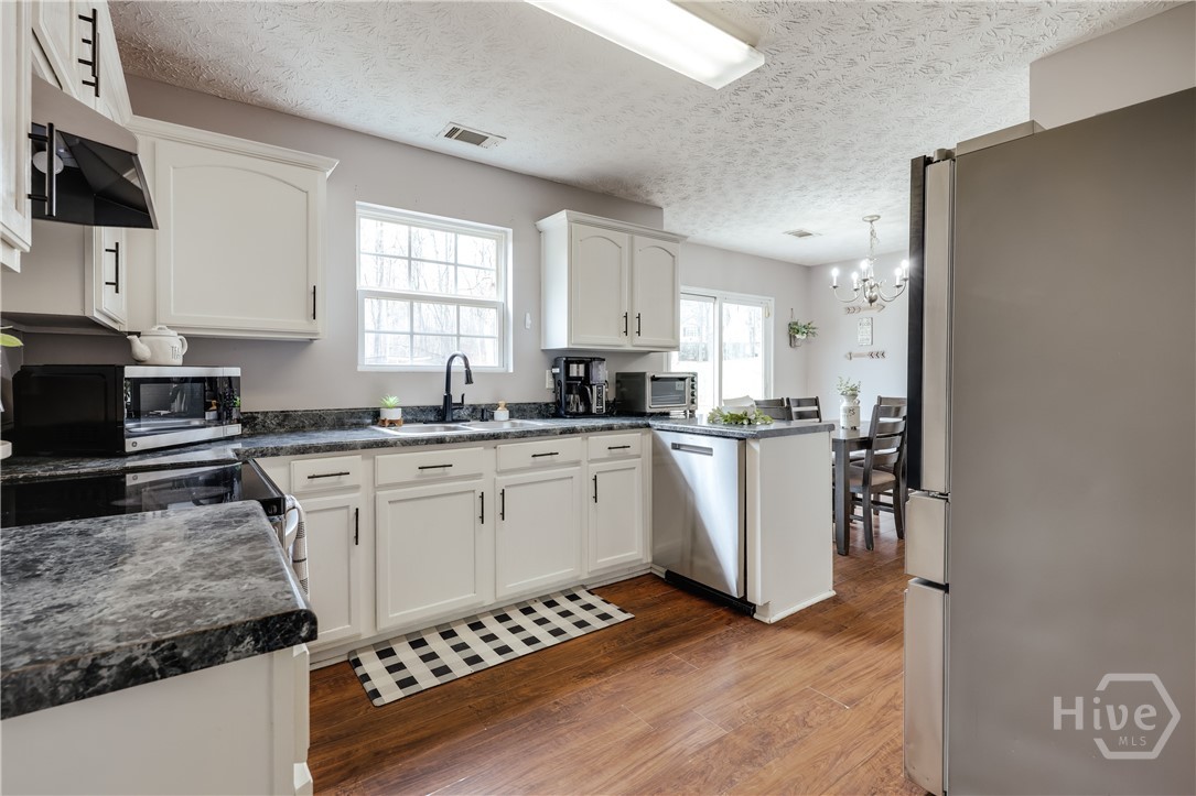 480 Maple Forge Drive Athens, GA 30606 - Photo 7 of 30