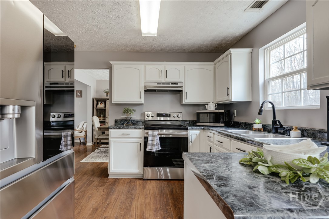 480 Maple Forge Drive Athens, GA 30606 - Photo 9 of 30