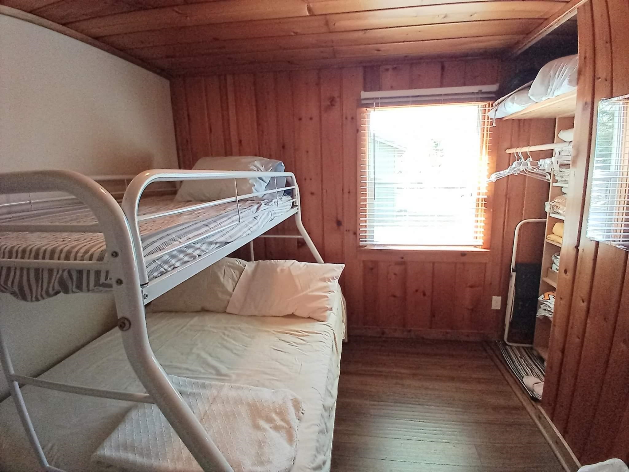 5487 Ridge Road Hale, MI 48739 - Photo 17 of 31 1898591-16.JPG