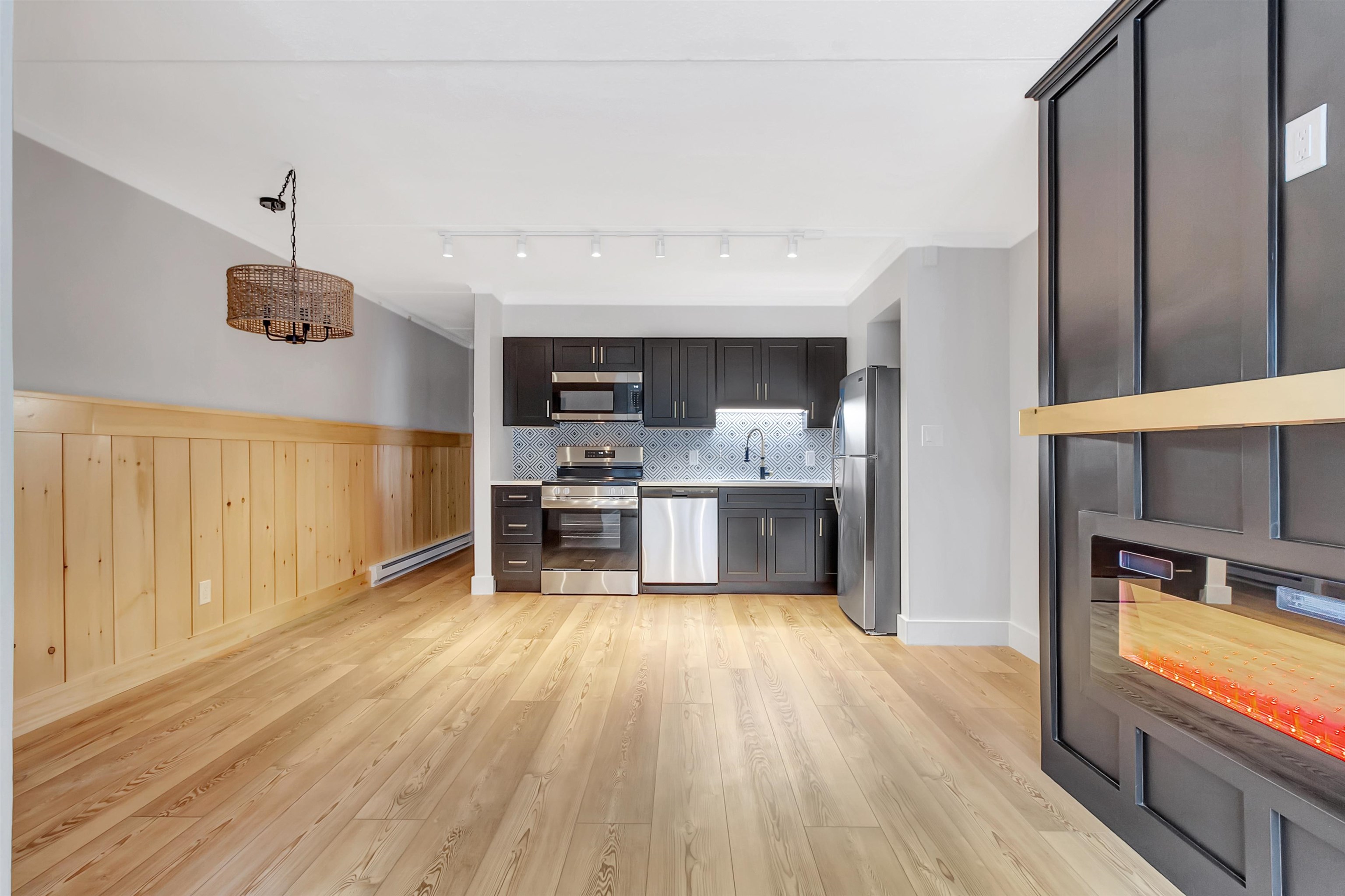 907 East Mountain Road, Unit G3 Killington, VT 05751 - Photo 2 of 32