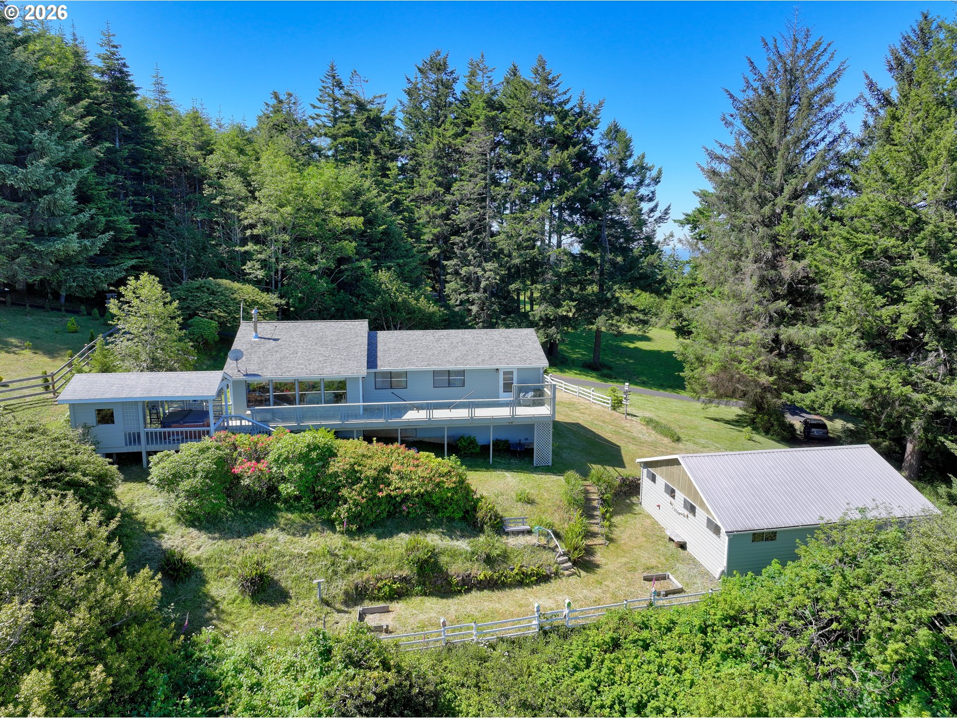 27840 Thimbleberry Road Gold Beach, OR 97444 - Photo 37 of 43