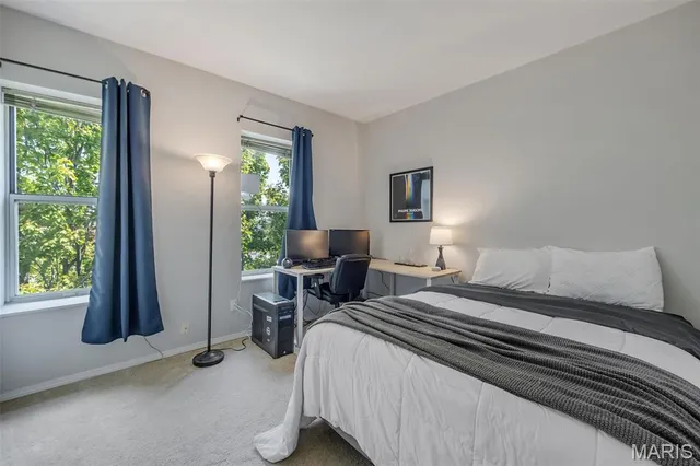 $1,500 | 4317 Lindell Boulevard, Unit H, St. Louis, MO 63108