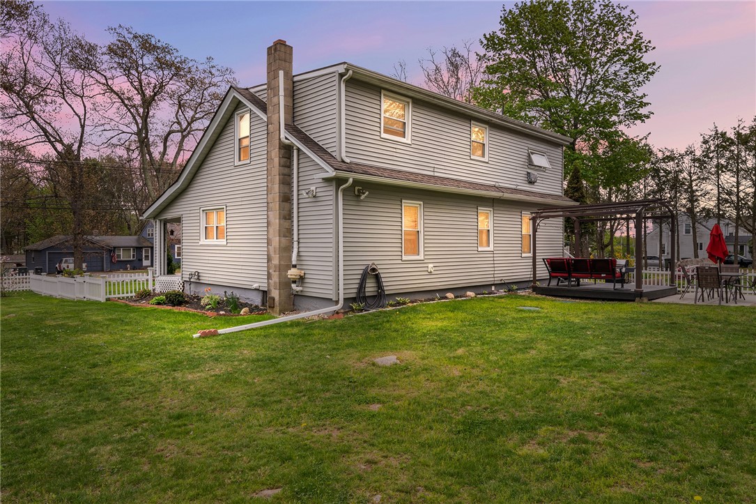 100 Knotty Oak Road Coventry, RI 02816 - Photo 38 of 46