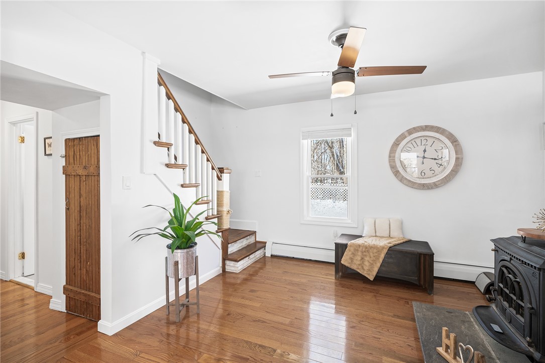 100 Knotty Oak Road Coventry, RI 02816 - Photo 8 of 46