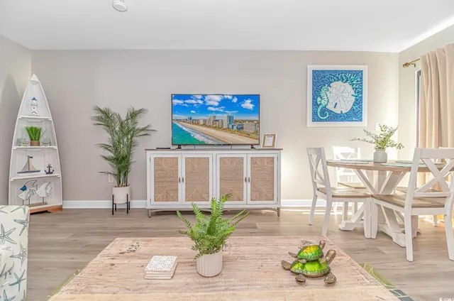$184,900 | 7509 North Ocean Boulevard, Unit 902, Myrtle Beach, SC 29572