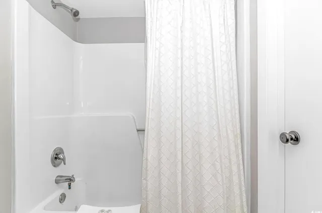 $184,900 | 7509 North Ocean Boulevard, Unit 902, Myrtle Beach, SC 29572