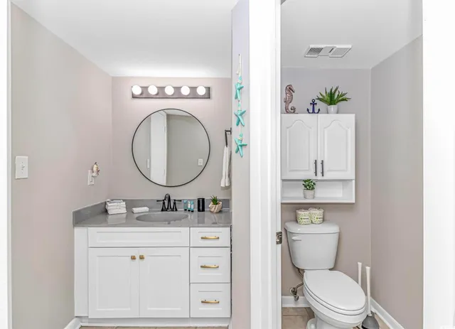 $184,900 | 7509 North Ocean Boulevard, Unit 902, Myrtle Beach, SC 29572