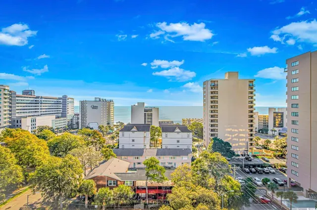 $184,900 | 7509 North Ocean Boulevard, Unit 902, Myrtle Beach, SC 29572