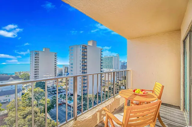 $184,900 | 7509 North Ocean Boulevard, Unit 902, Myrtle Beach, SC 29572