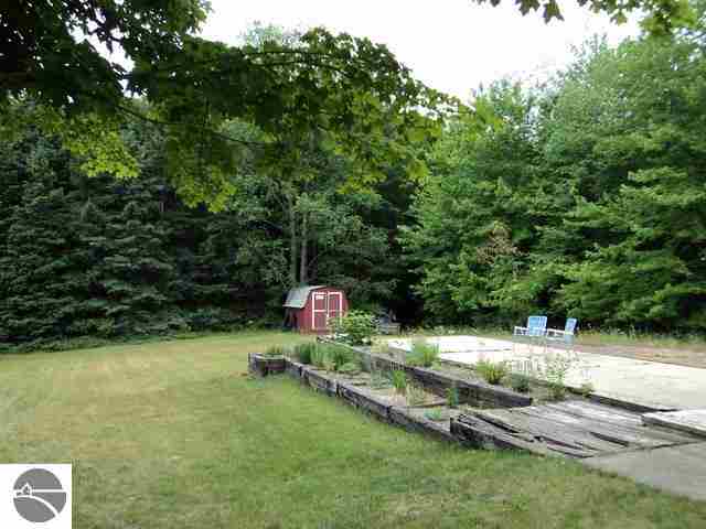 681 Bass Lake Road Southwest Kalkaska, MI 49646 - Photo 62 of 70 1748642-61.JPG
