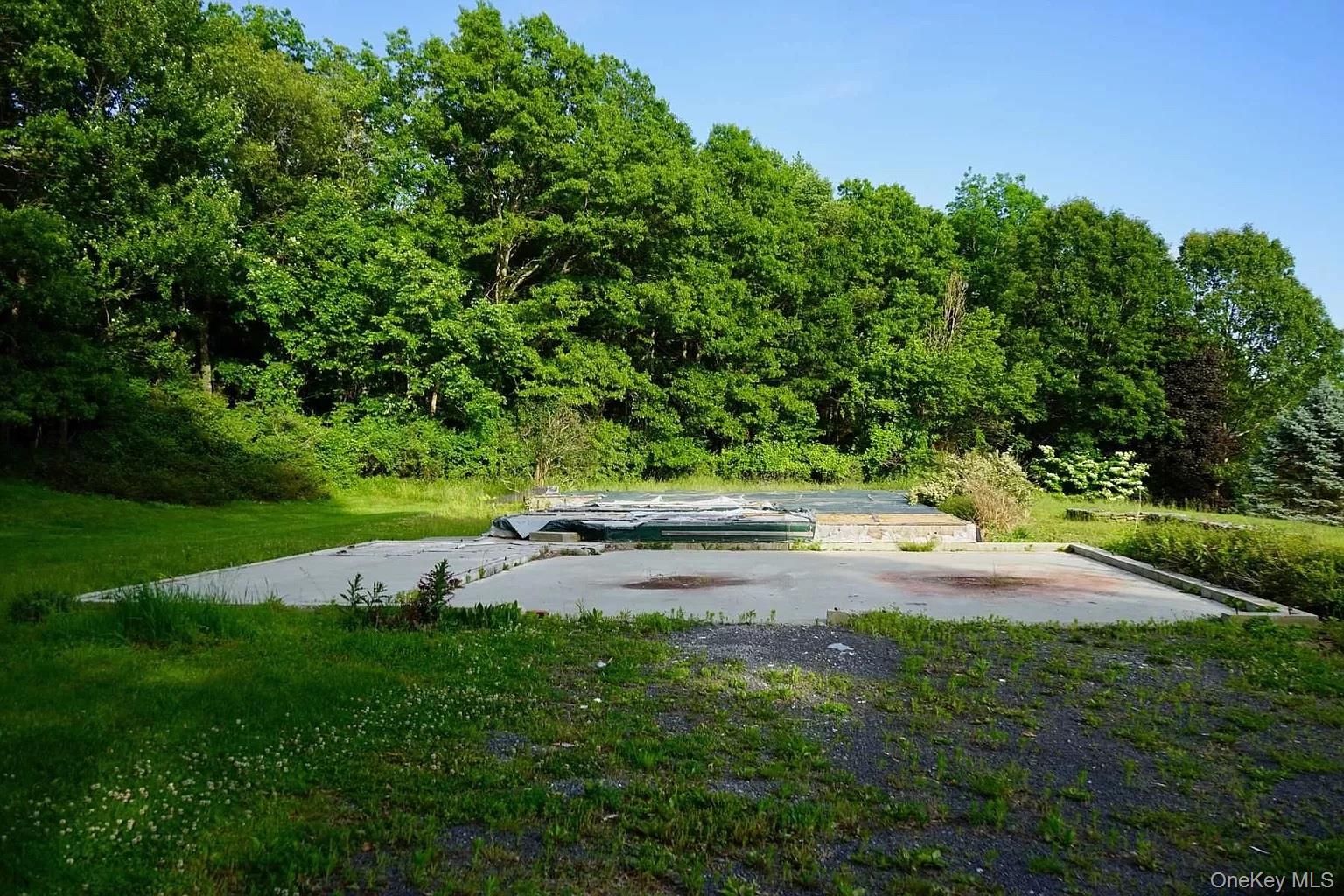 762 Tower Hill Road Millbrook, NY 12545 - Photo 8 of 10