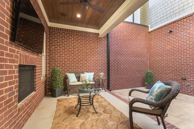 $1,495,000 | 251 Walnut Street, Chattanooga, TN 37403