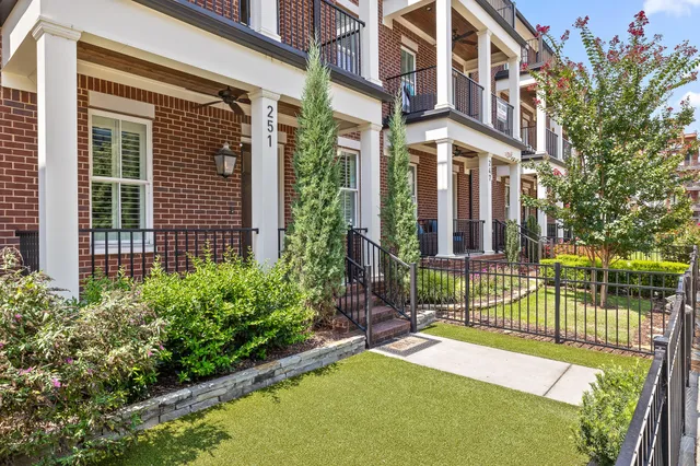 $1,495,000 | 251 Walnut Street, Chattanooga, TN 37403