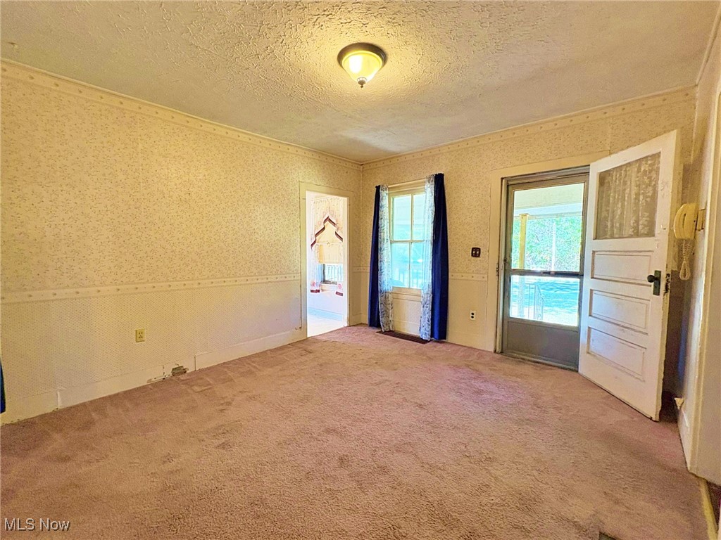 48375 Telegraph Road Amherst, OH 44001 - Photo 12 of 32 Gallery Image 12