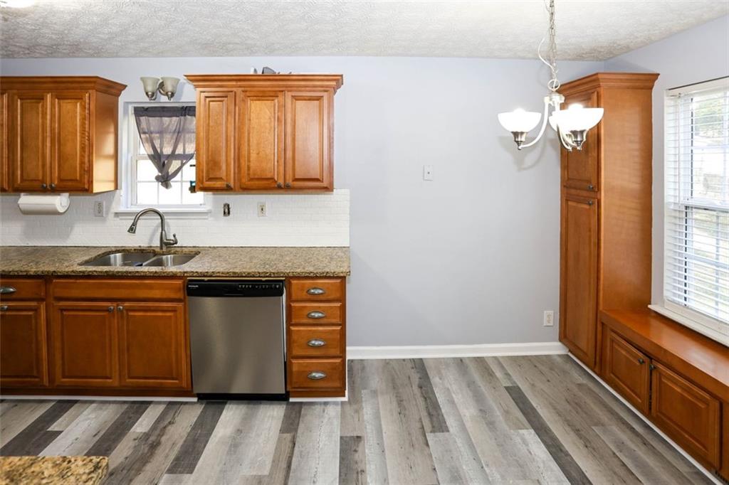 132 Poplar Way Winder, GA 30680 - Photo 4 of 61