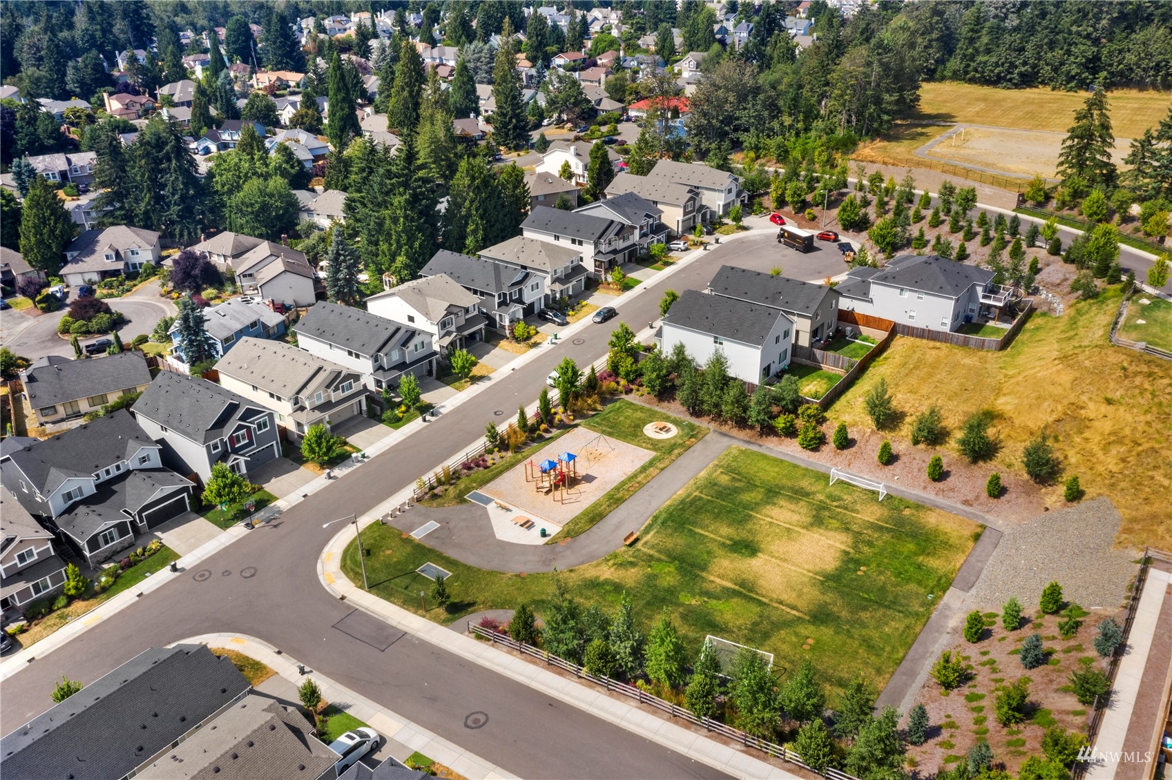 18449 136th Place Southeast Renton, WA 98058 - Photo 40 of 40 Gallery Image 40