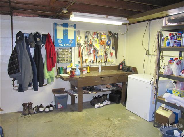 1645 Cherokee Road Fort Wayne, IN 46808 - Photo 22 of 30 Gallery Image 22