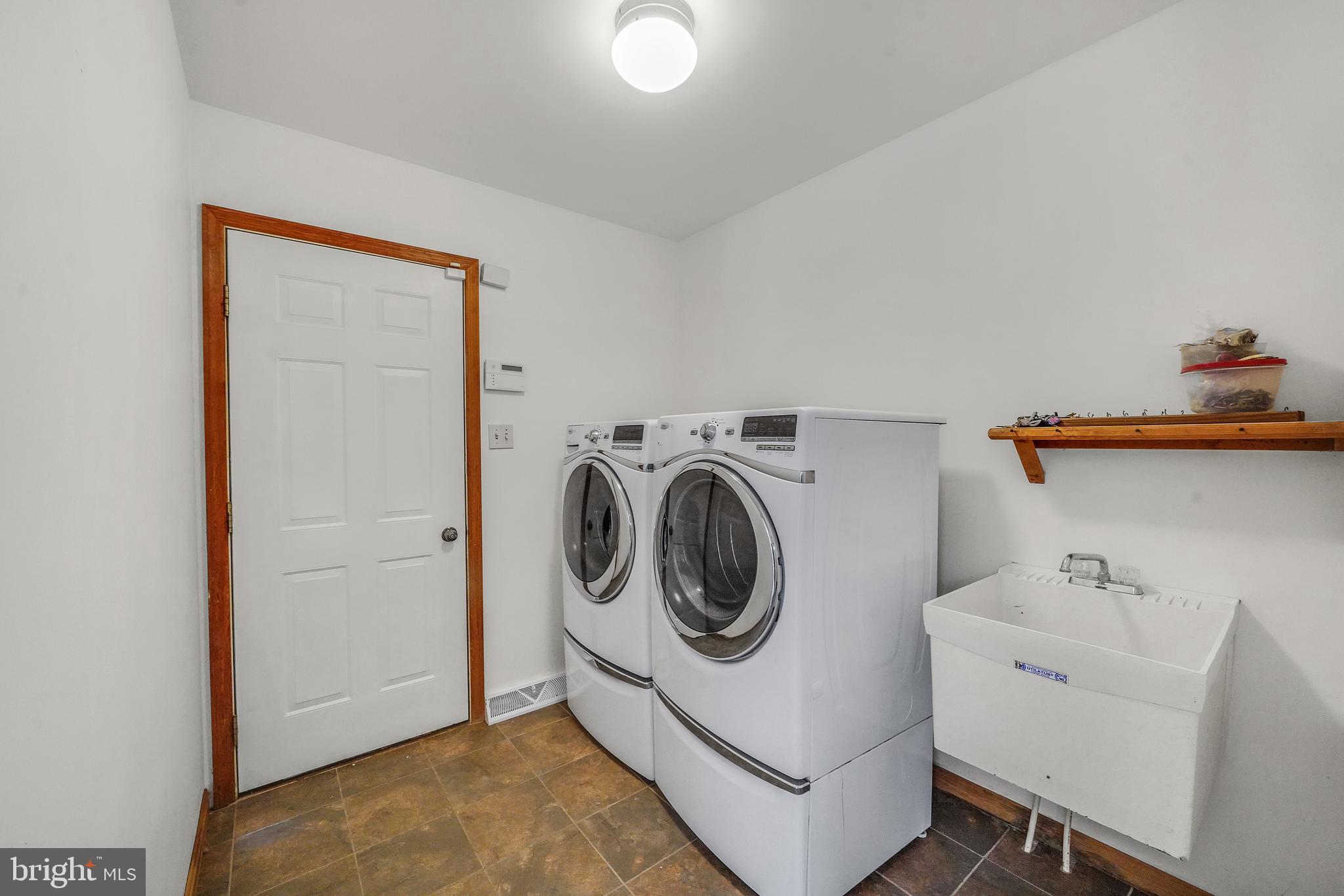 1370 State Road Lincoln University, PA 19352 - Photo 20 of 38 laundry room