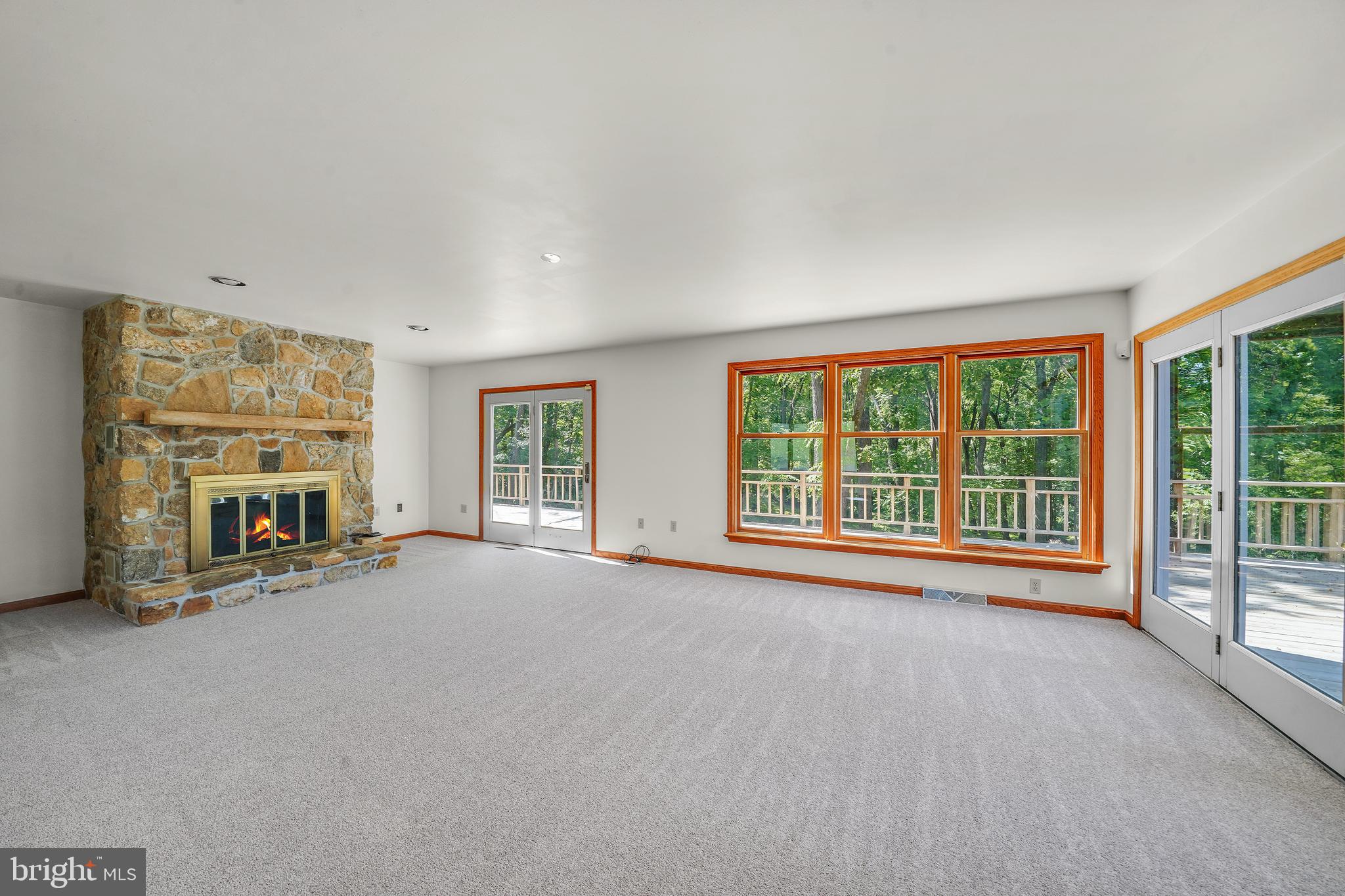 1370 State Road Lincoln University, PA 19352 - Photo 30 of 38 Family room