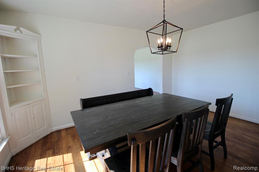 4201 North Burkhart Road Howell, MI 48855 - Photo 10 of 42