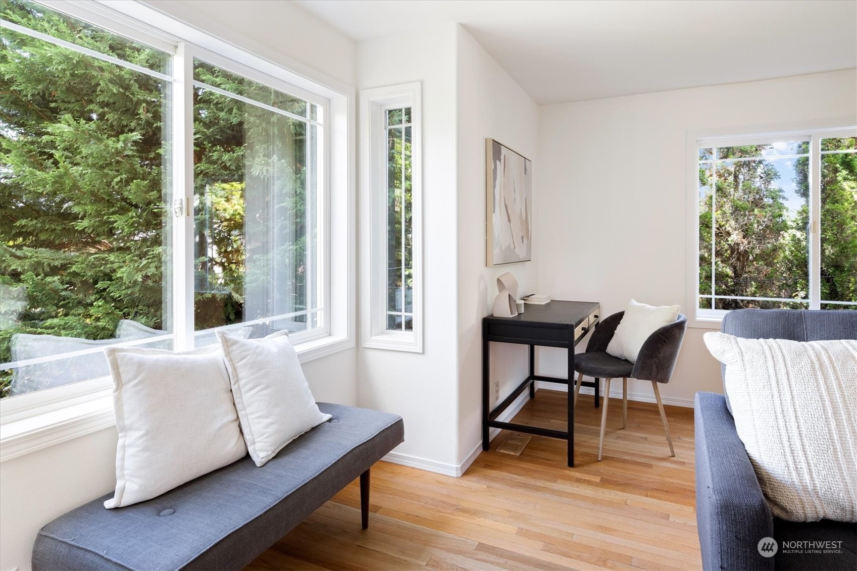 320 Northeast 80th Street Seattle, WA 98115 - Photo 16 of 30