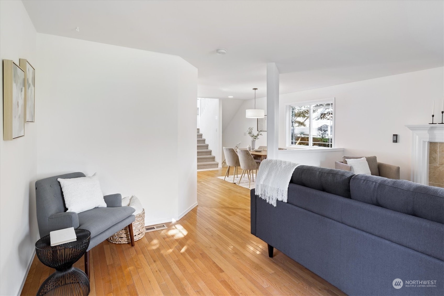 320 Northeast 80th Street Seattle, WA 98115 - Photo 17 of 30