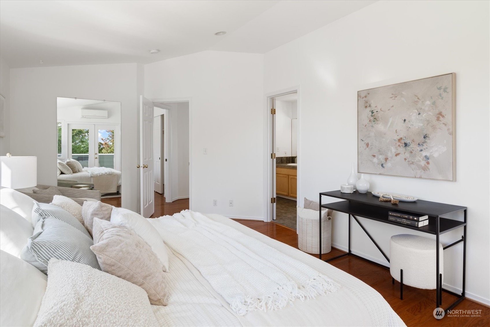 320 Northeast 80th Street Seattle, WA 98115 - Photo 23 of 30