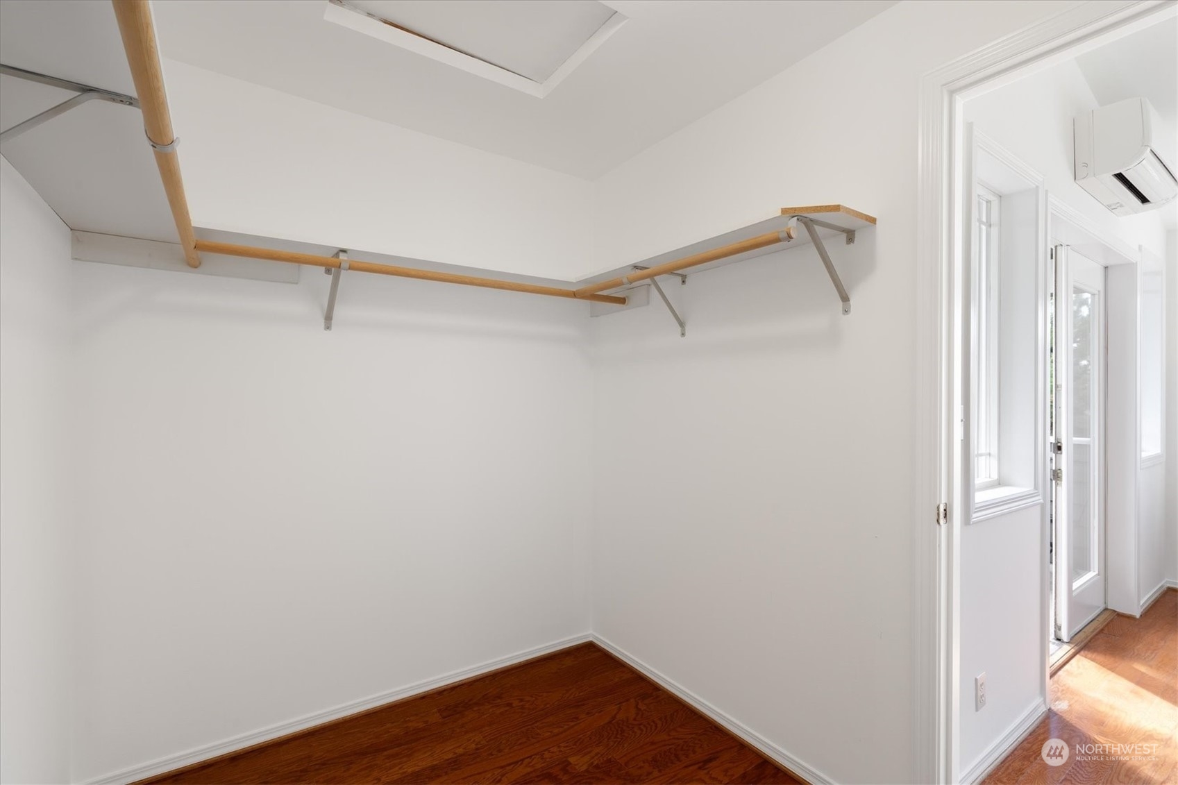 320 Northeast 80th Street Seattle, WA 98115 - Photo 24 of 30