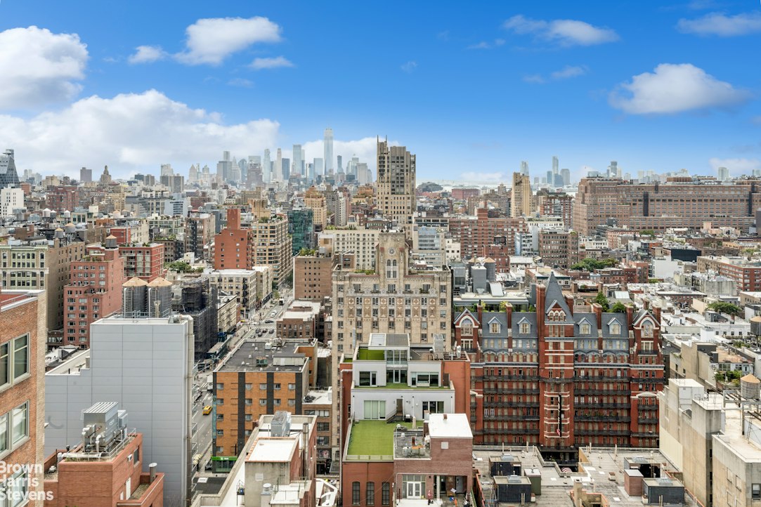 252 7th Avenue, Unit PHC Manhattan, NY 10001 - Photo 18 of 19 Gallery Image 18