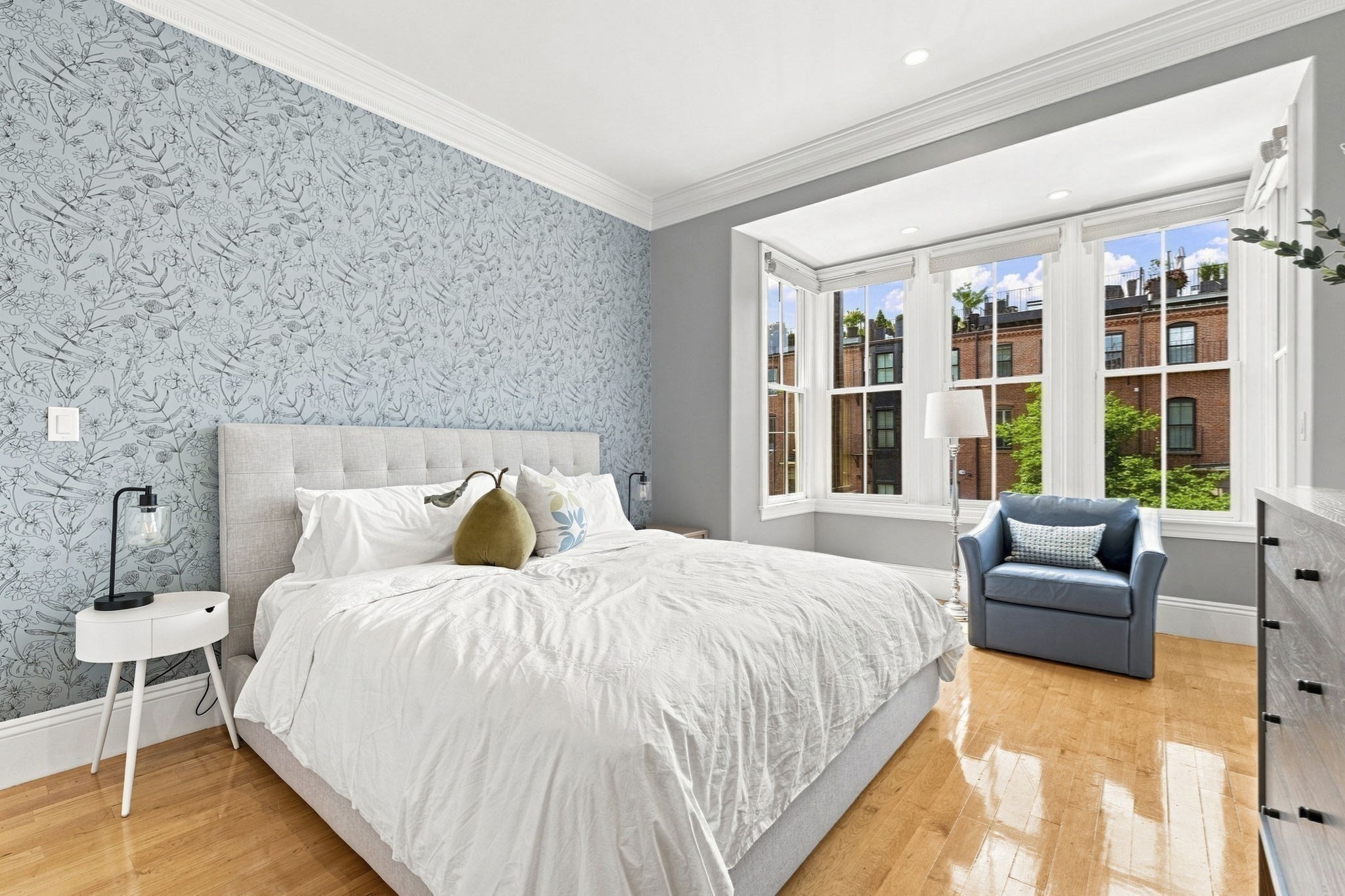 44 Rutland Square, Unit 2 Boston, MA 02118 - Photo 8 of 12 Gallery Image 8