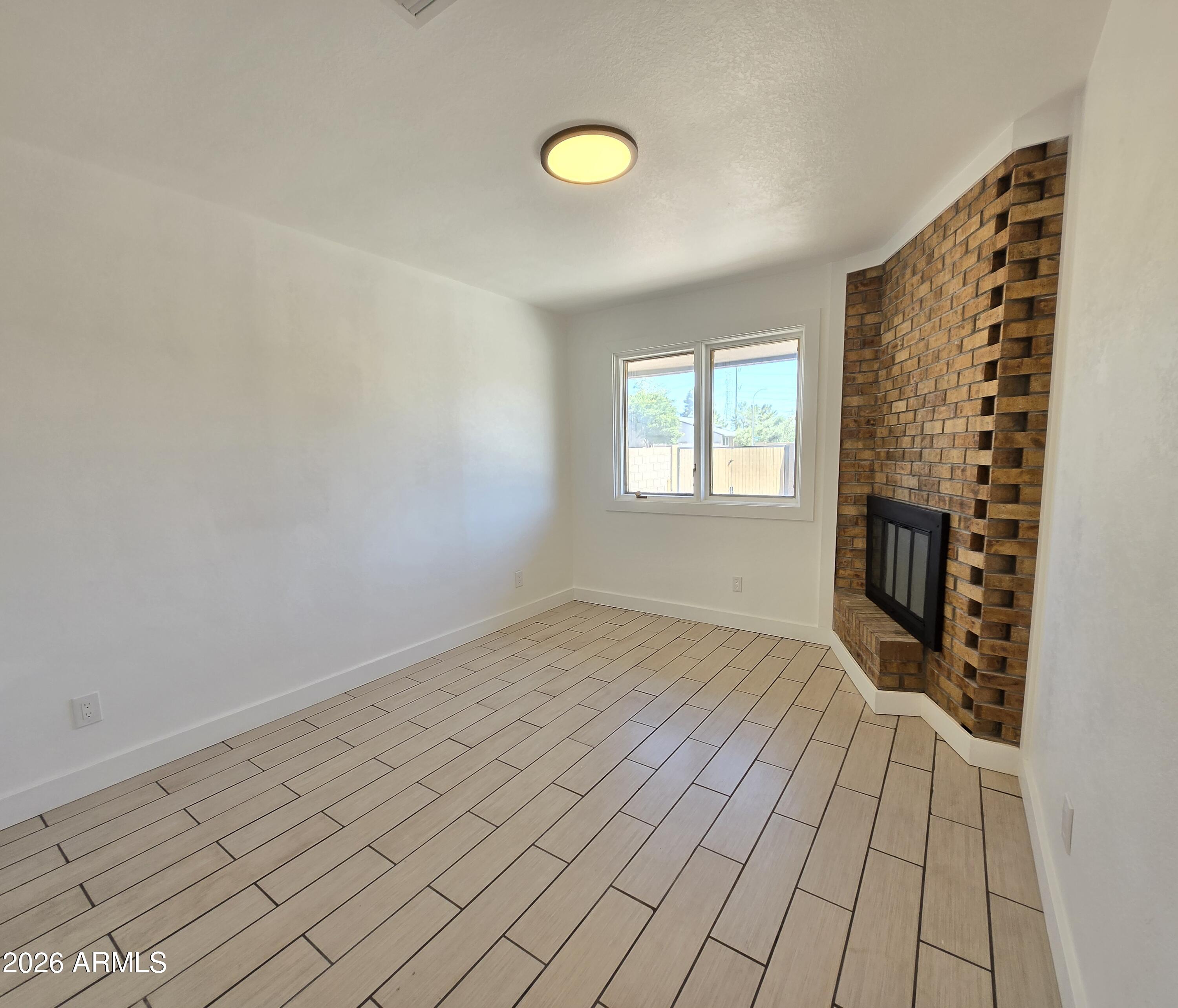 1731 East Redfield Road Tempe, AZ 85283 - Photo 8 of 23 89945