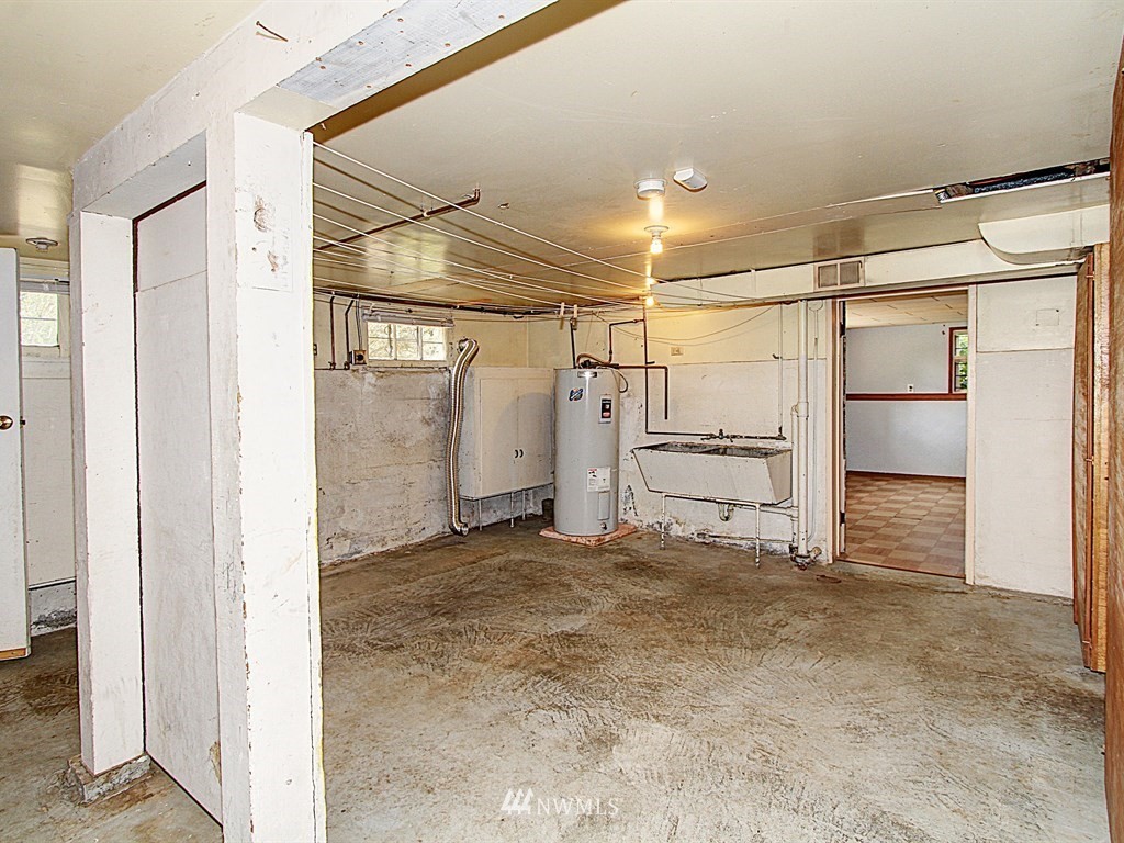 3941 Southwest Southern Street Seattle, WA 98136 - Photo 14 of 16