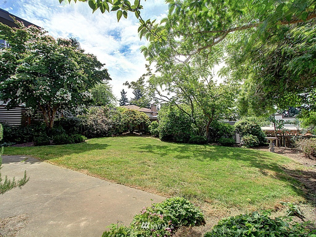 3941 Southwest Southern Street Seattle, WA 98136 - Photo 15 of 16