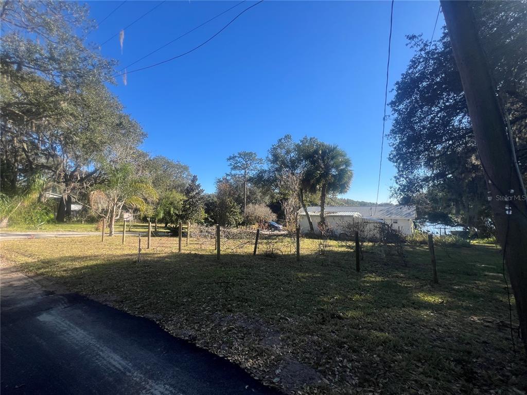 4244 N Road Fruitland Park, FL 34731 - Photo 2 of 18