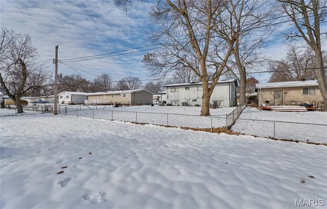 $230,000 | 1350 Sandy Drive, Florissant, MO 63031