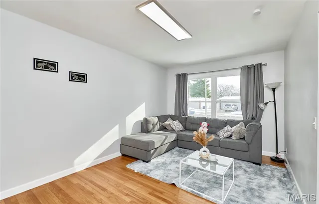 $230,000 | 1350 Sandy Drive, Florissant, MO 63031