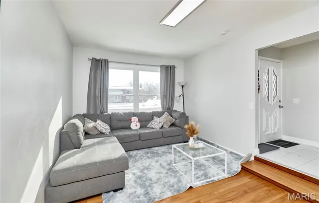 $230,000 | 1350 Sandy Drive, Florissant, MO 63031