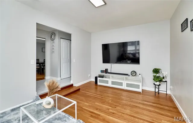 $230,000 | 1350 Sandy Drive, Florissant, MO 63031