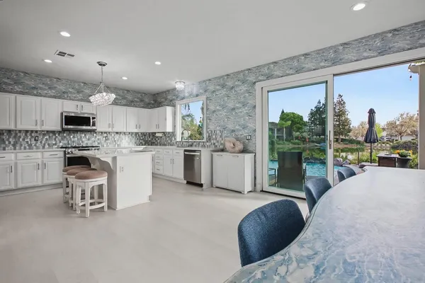 $1,190,000 | 2708 Hinton Circle, Elk Grove, CA 95758