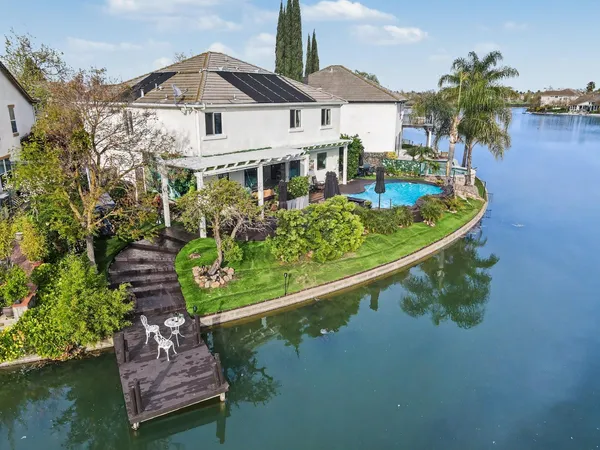 $1,190,000 | 2708 Hinton Circle, Elk Grove, CA 95758