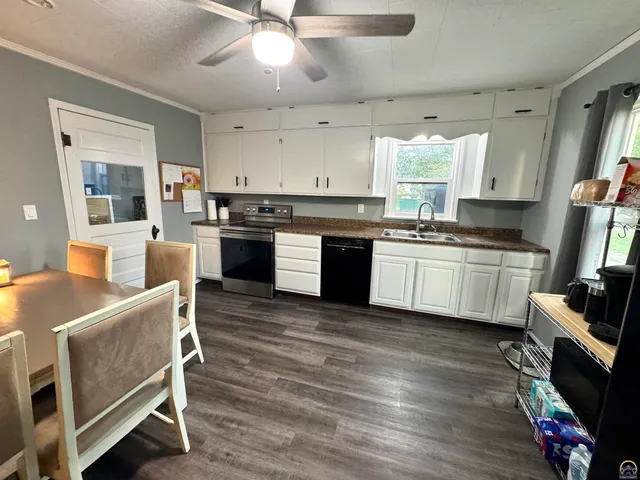 $160,000 | 340 Cedar Street, Sabetha, KS 66534