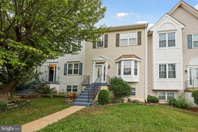 $2,800 | 17346 Wexford Loop, Dumfries, VA 22026