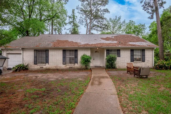 $1,650 | 1701 Ave R, Huntsville, TX 77340