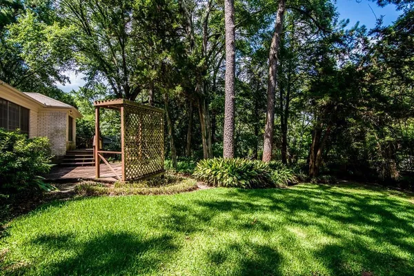 $1,650 | 1701 Ave R, Huntsville, TX 77340