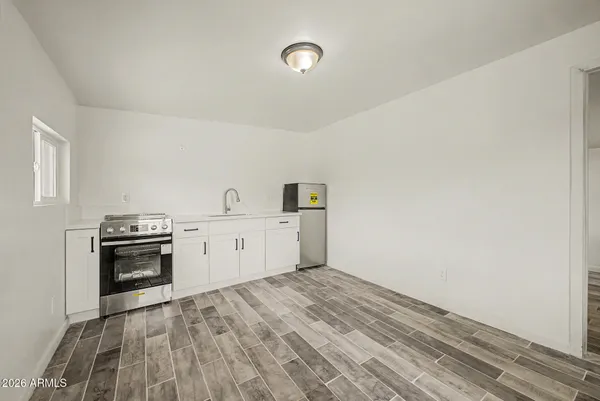 $495,000 | 2501 West Hayward Avenue, Phoenix, AZ 85051