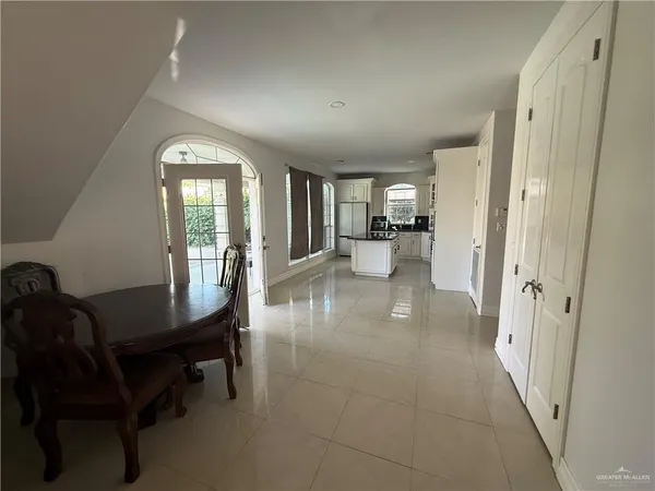 a view of entryway and hall